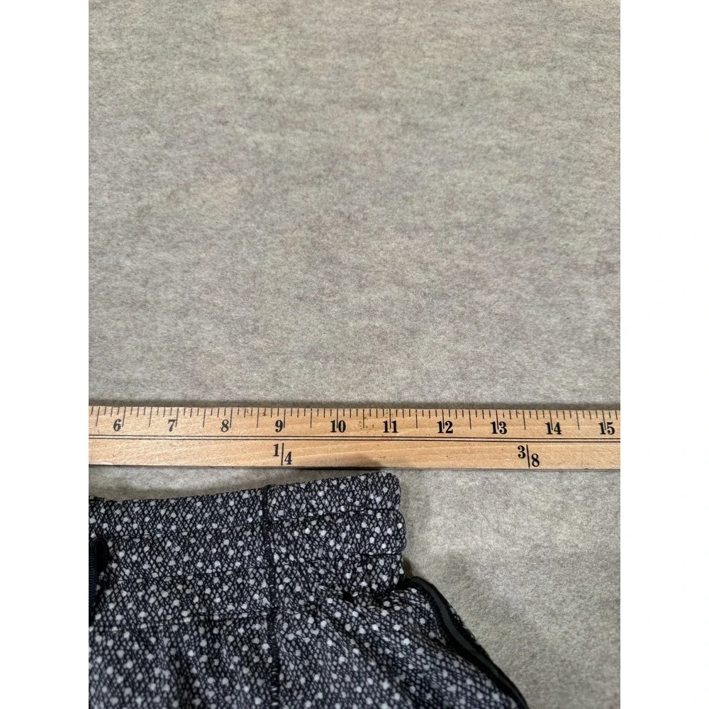 Lululemon Running Shorts Womens 4 Black Lined Zip Pocket Split‎ Hem Athletic